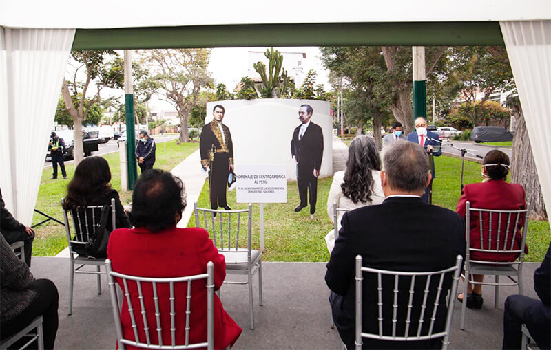 celebracion-bicentenario-ca